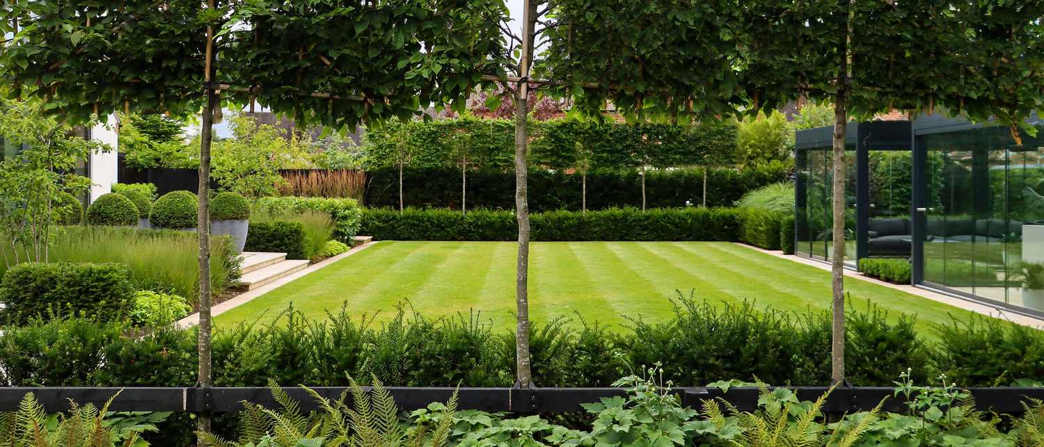Handyman, Gardener & Locksmith in Chertsey | Somerville’s